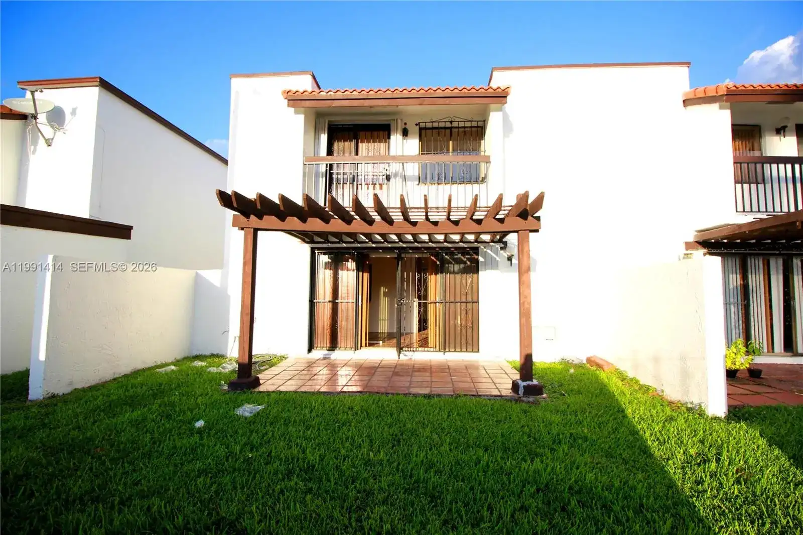 1221 SW 124th Ct, Miami FL 33184 photo 3