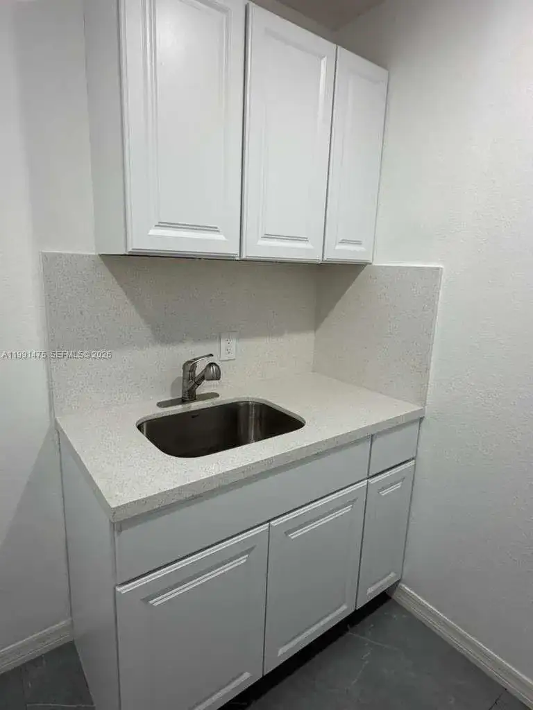 1946 NE 167th St # 3A, North Miami Beach FL 33162 photo 3