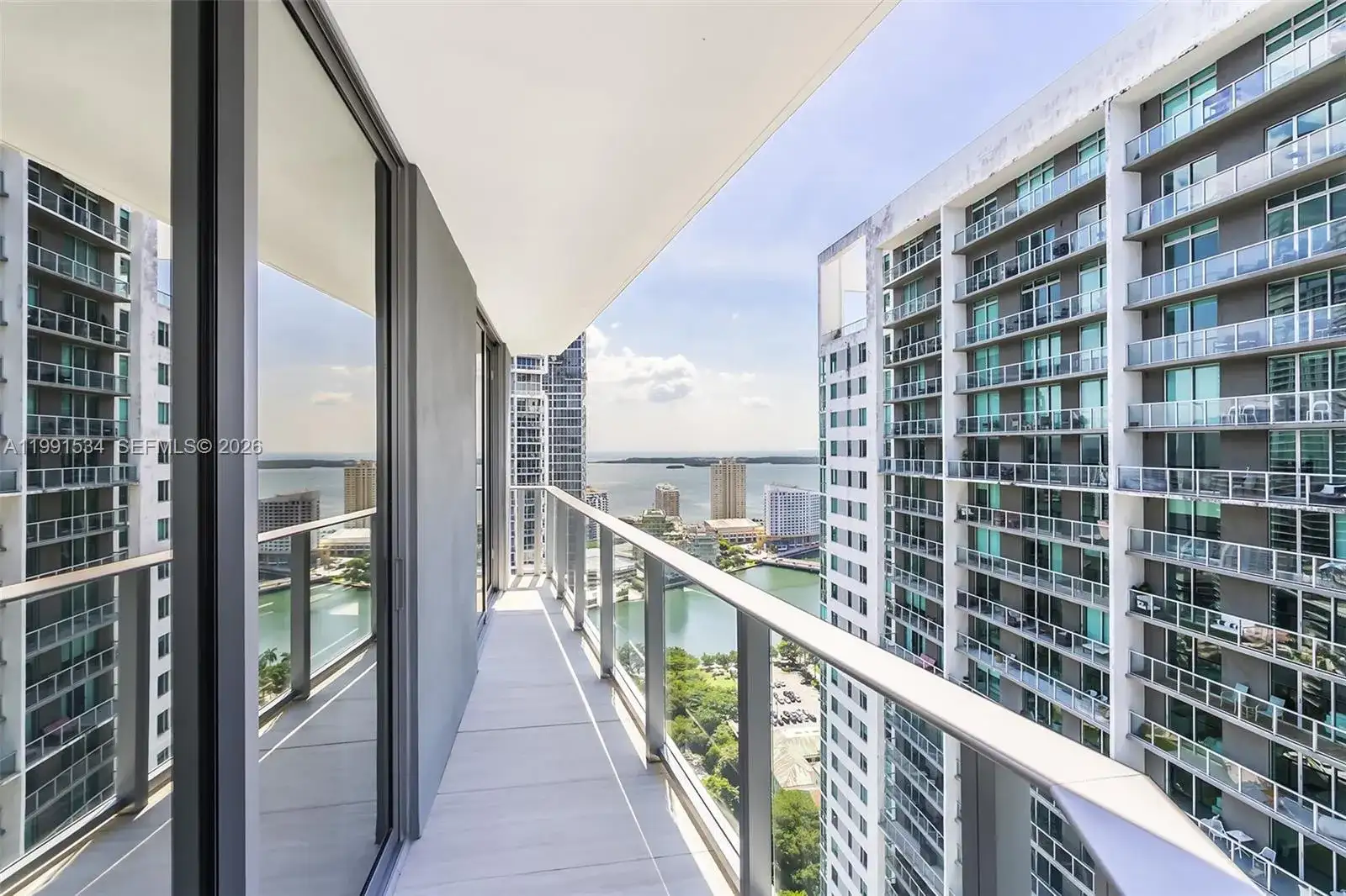 77 SE 5th Street # 2403, Miami FL 33131 photo 3