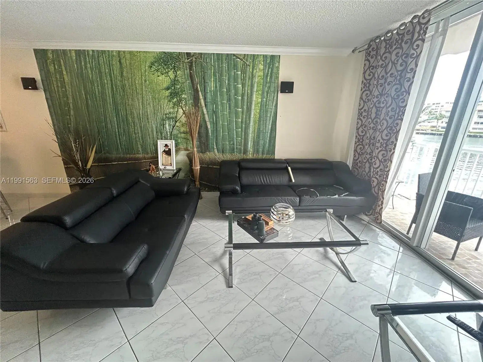 121 Golden Isles Dr # 104, Hallandale Beach FL 33009