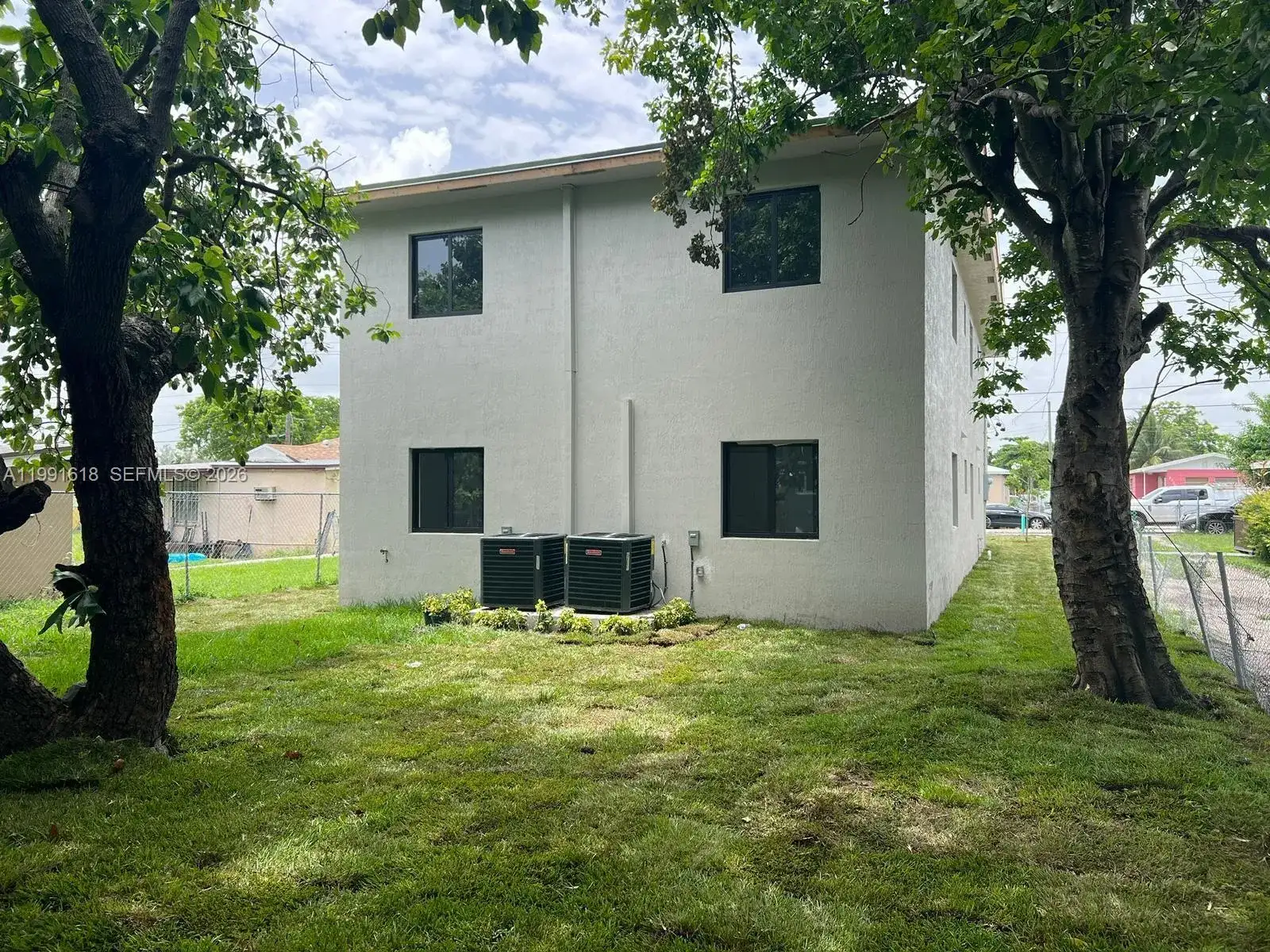 1978 NW 48th St # 1976, Miami FL 33142 photo 2