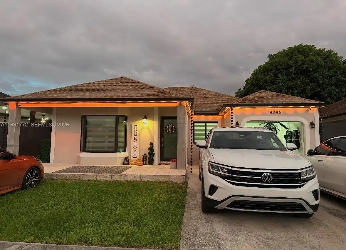 14346 SW 159th St, Miami FL 33177 photo 2