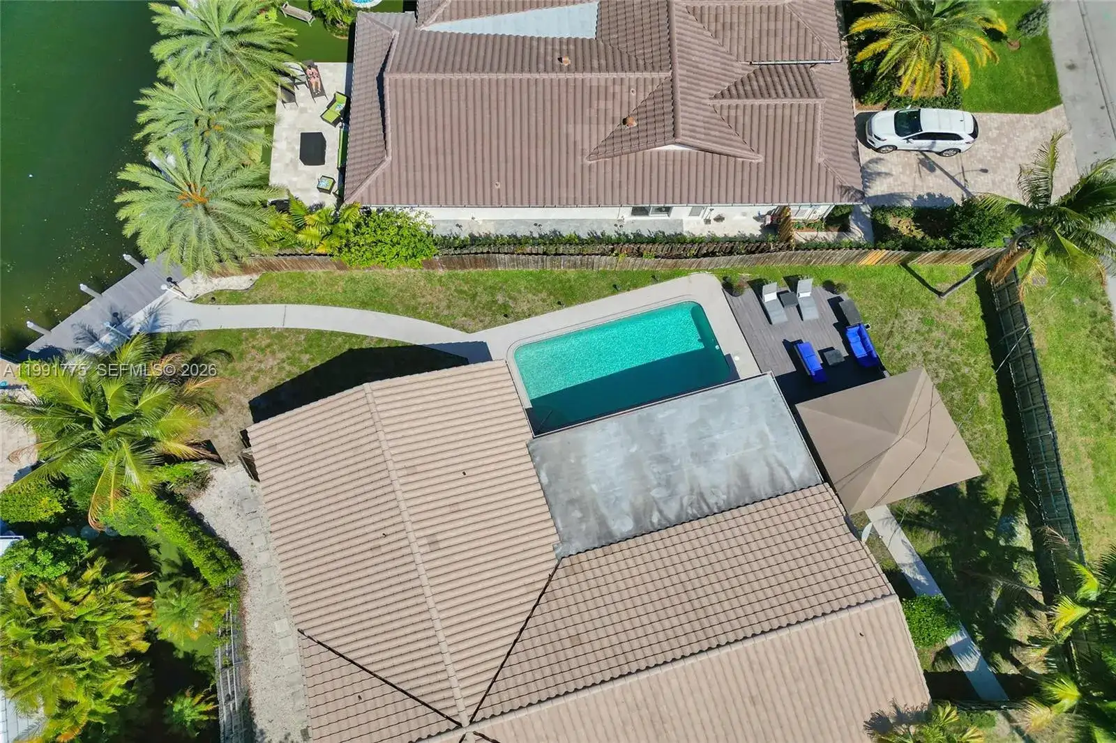 4100 Bayview Dr, Fort Lauderdale FL 33308 photo 2