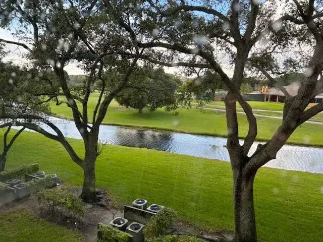 1001 SW 128th Ter # 307B, Pembroke Pines FL 33027 photo 4