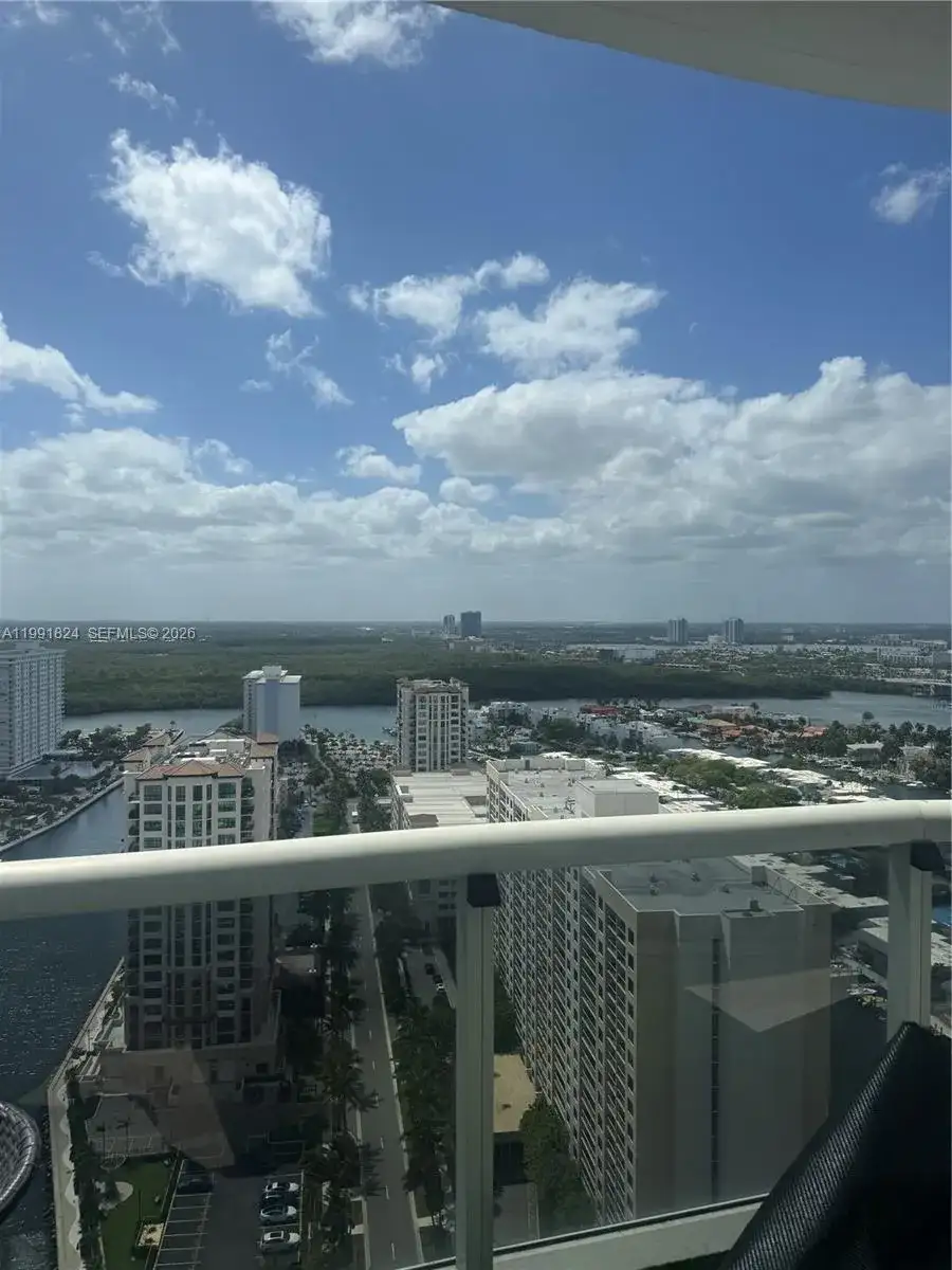 15901 Collins Ave # 2505, Sunny Isles Beach FL 33160 photo 5