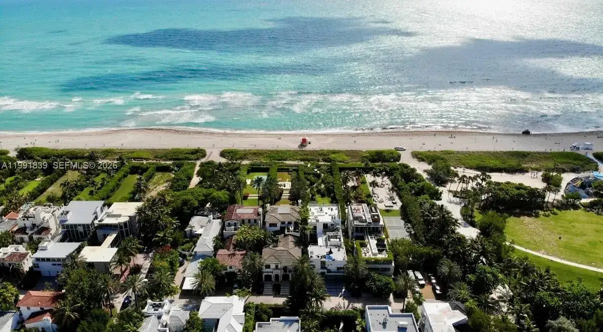7728 Collins Ave # 16, Miami Beach FL 33141 photo 2