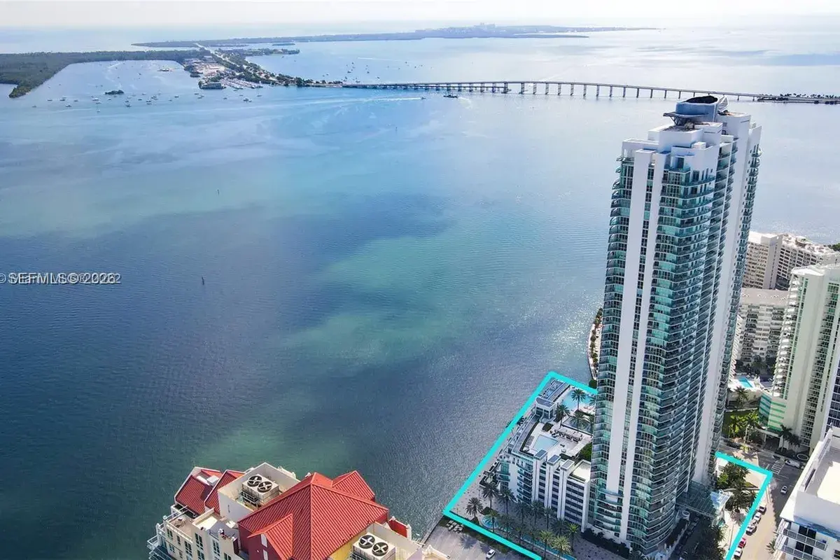 1331 Brickell Bay Dr # 903, Miami FL 33131