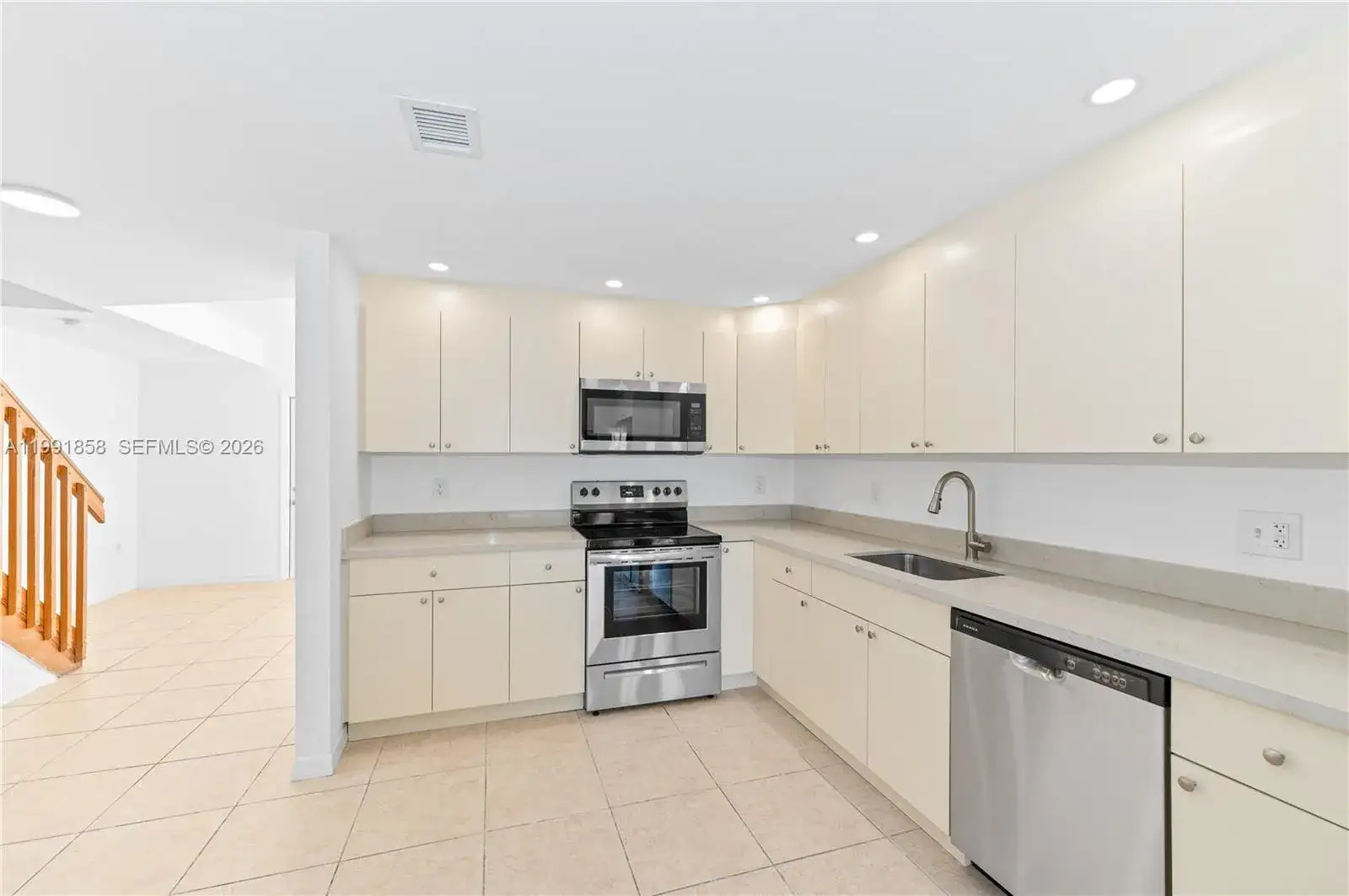 365 NW 109th Ave # 701, Miami FL 33172 photo 5
