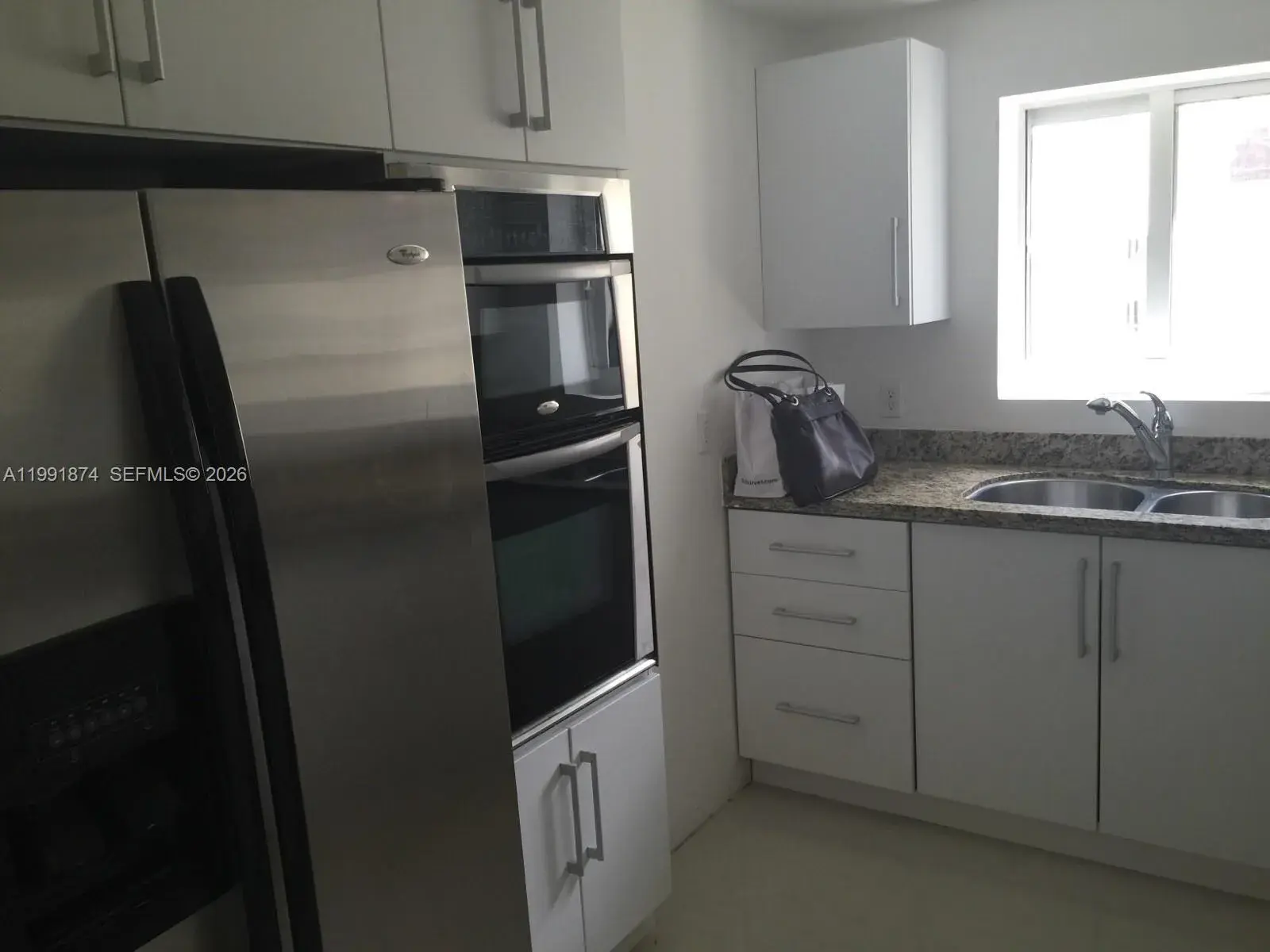 170 SE 14th St # 3005, Miami FL 33131 photo 4