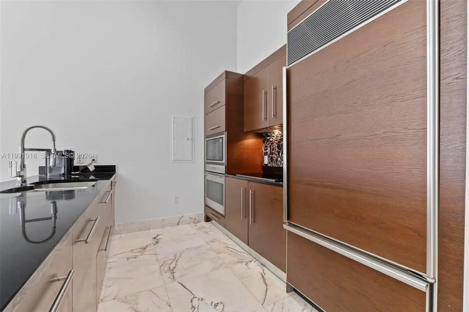 475 Brickell Ave # 2209, Miami FL 33131 photo 2
