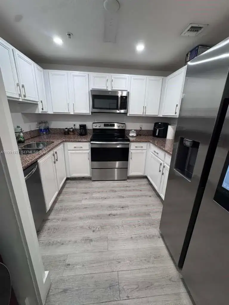 5271 SW 8th St # 305, Miami FL 33134 photo 3