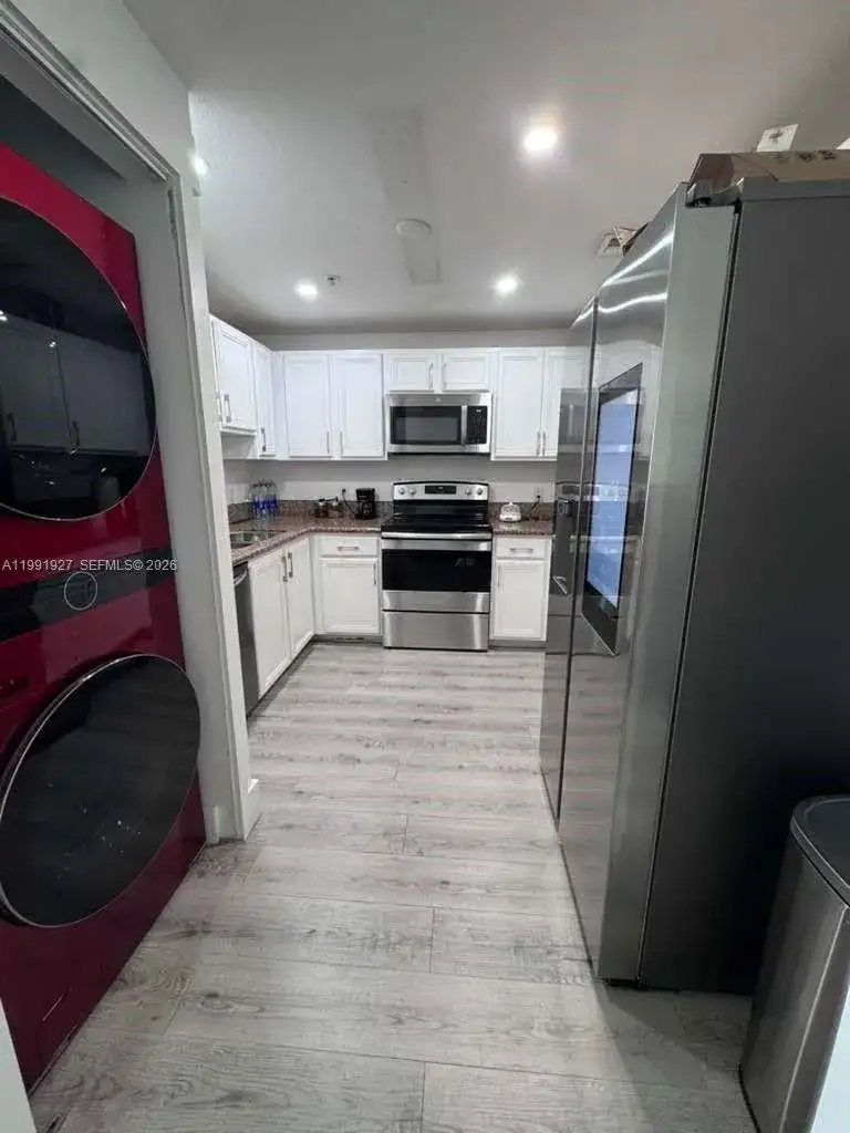 5271 SW 8th St # 305, Miami FL 33134 photo 4
