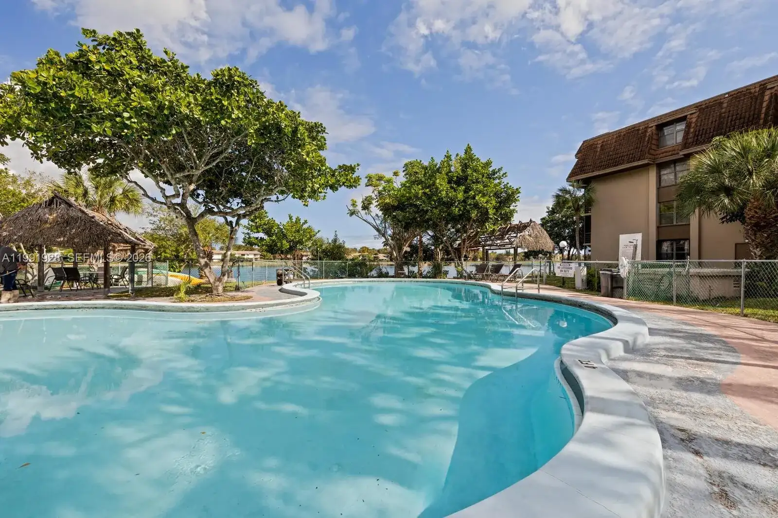 665 NE 195th St # 222, Miami FL 33179 photo 3