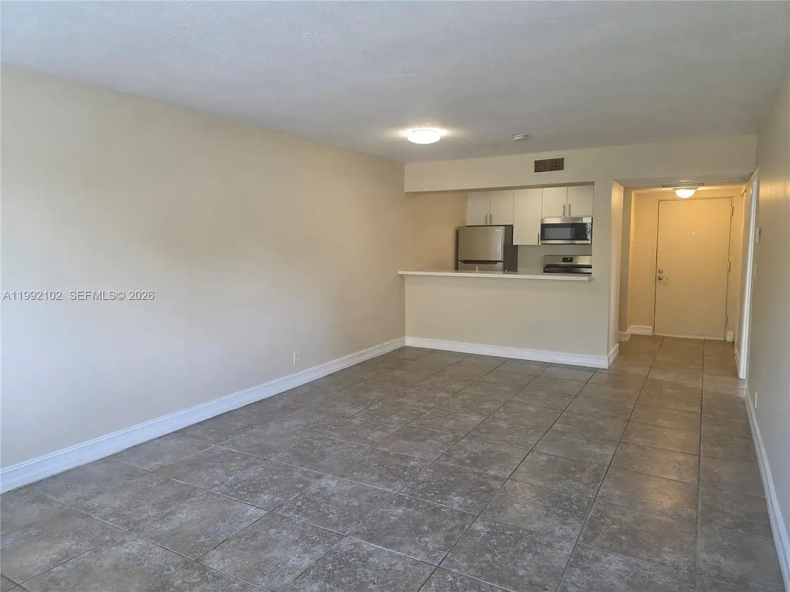 8100 Geneva Ct # 432, Doral FL 33166 photo 5