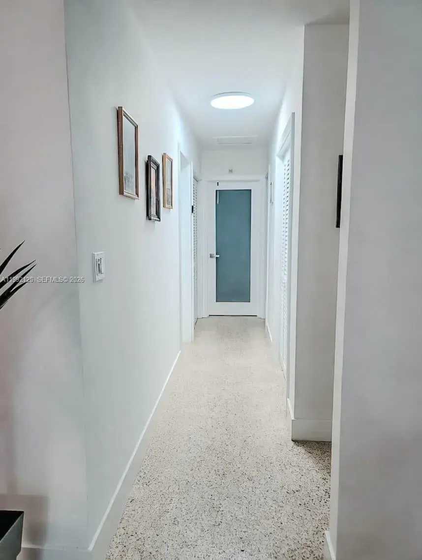5230 SW 95th Ct, Miami FL 33165