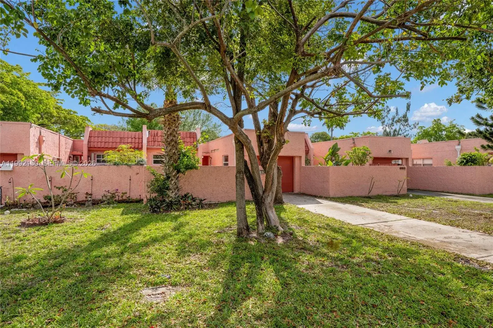 1624 NW 56th Ave # 14, Lauderhill FL 33313 photo 3