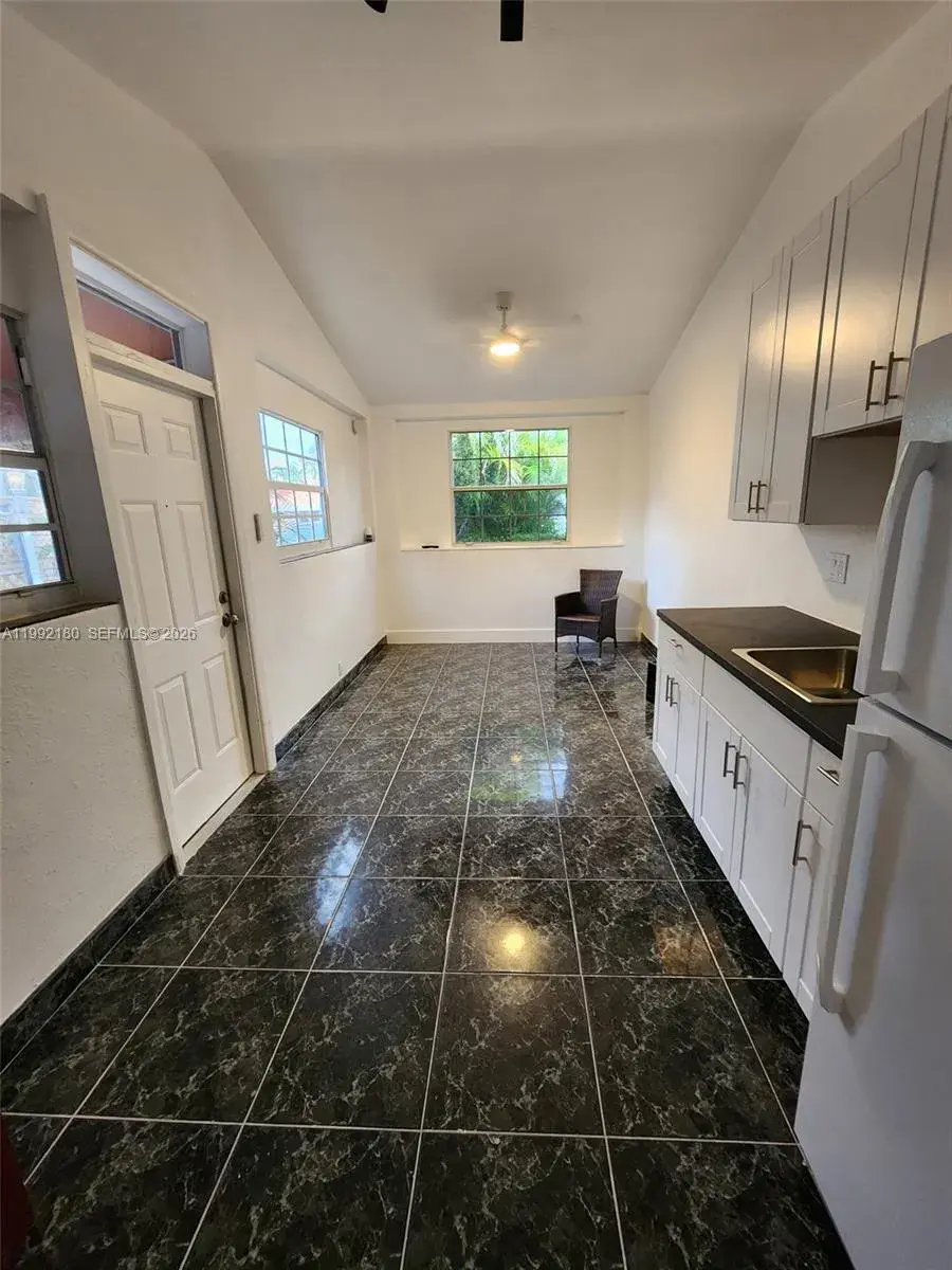 1916 Coolidge St # 1, Hollywood FL 33020