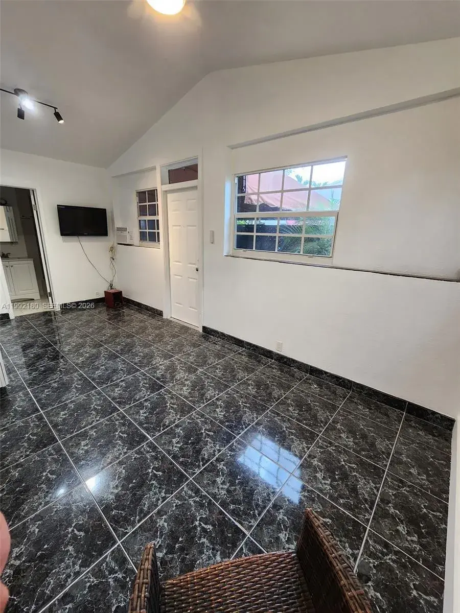 1916 Coolidge St # 1, Hollywood FL 33020