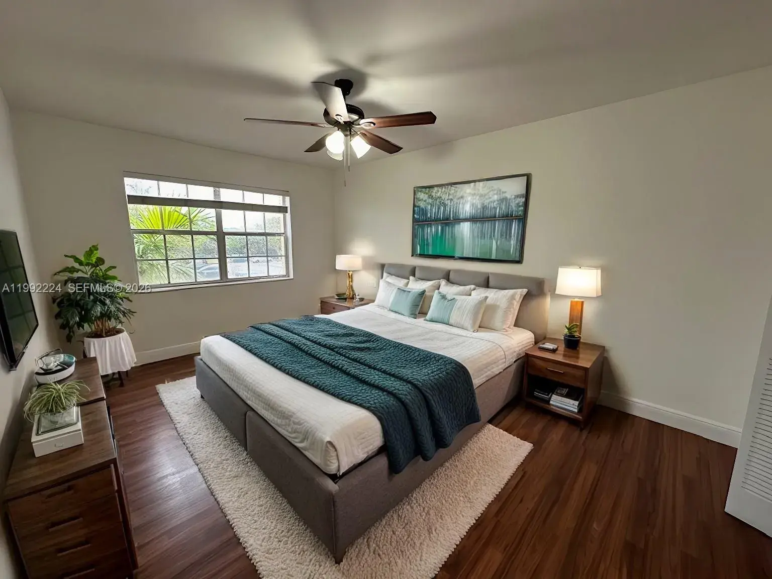 5400 SW 77 Court # 2R, Miami FL 33155
