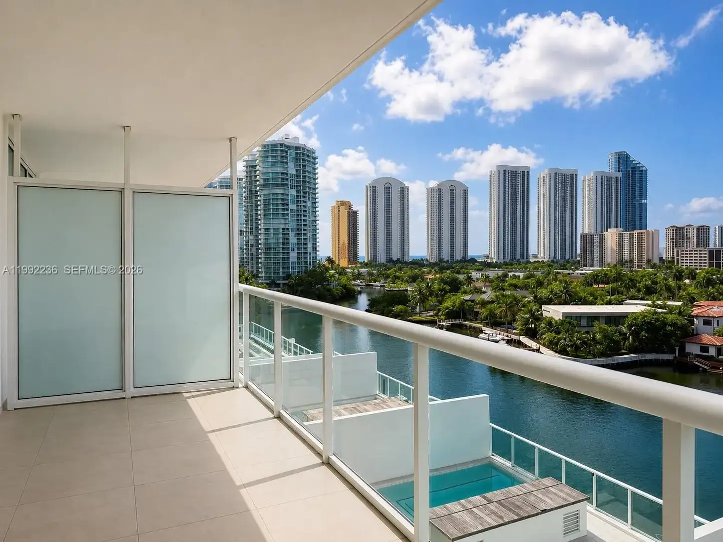 400 Sunny Isles Blvd # 819, Sunny Isles Beach FL 33160 photo 2