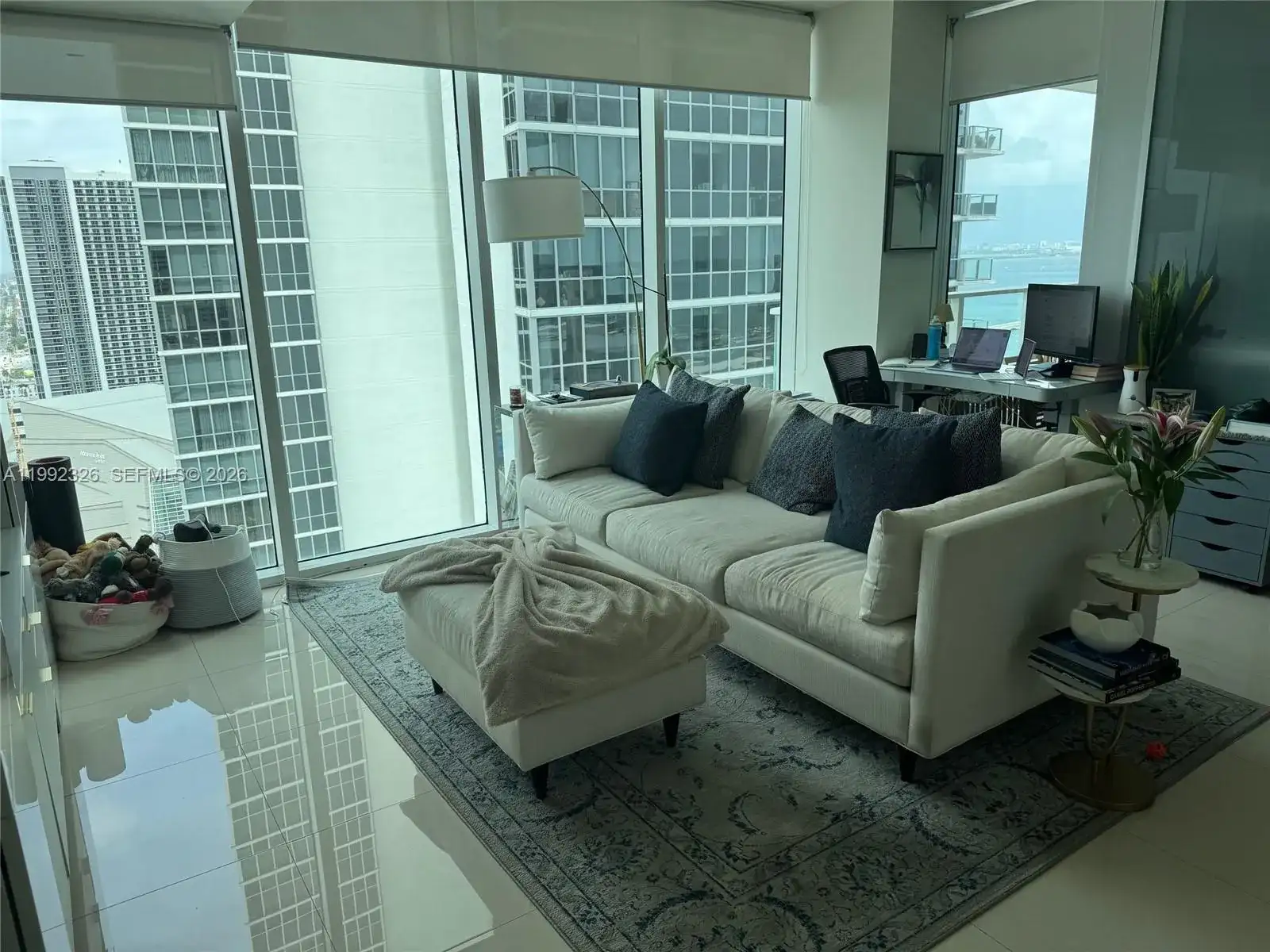 1040 Biscayne Blvd # 2605, Miami FL 33132 photo 3