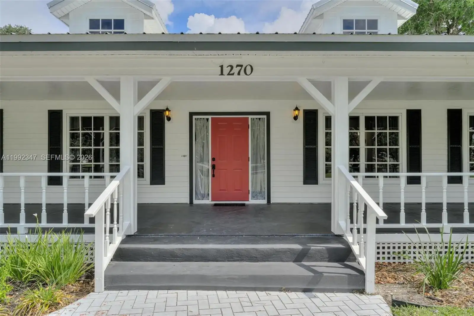 1270 Riverbend Drive, La Belle FL 33935 photo 2