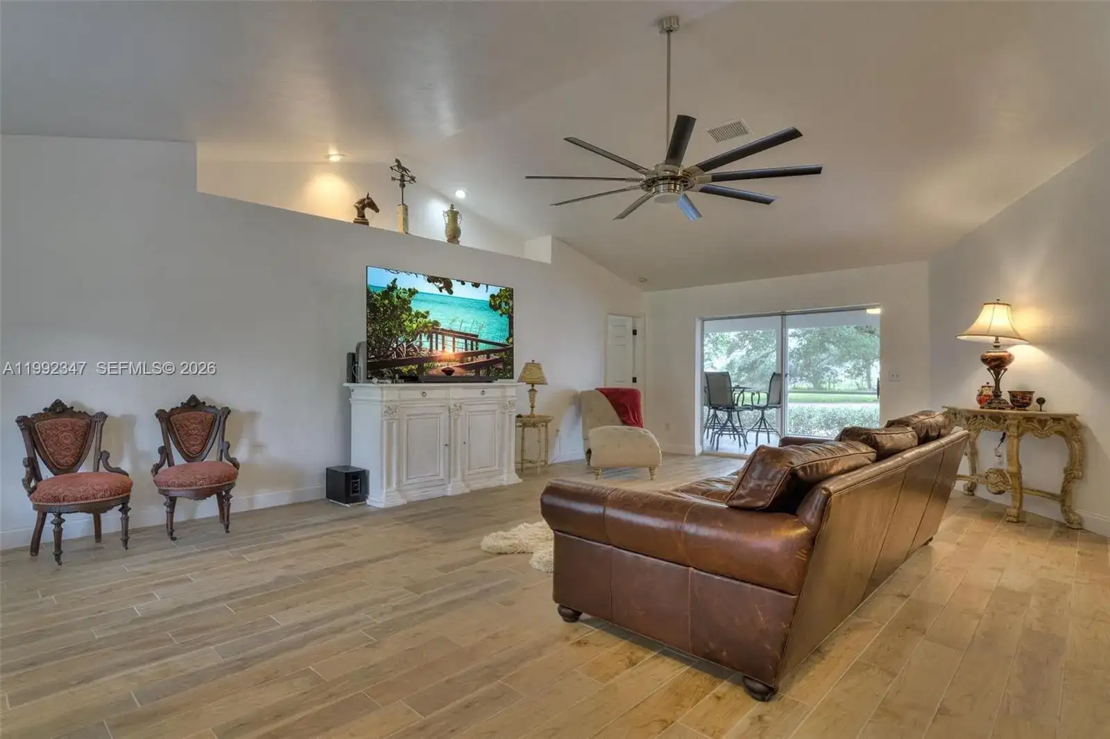 1270 Riverbend Drive, La Belle FL 33935 photo 4