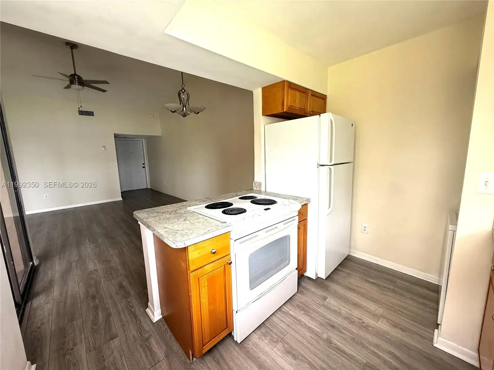 800 Independence Dr # 800I, Homestead FL 33034
