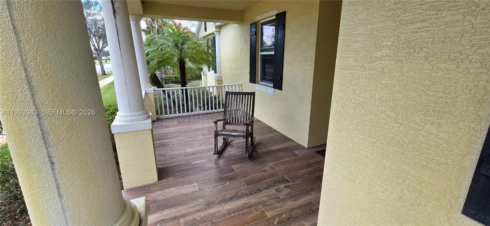 1460 Caddy Ct, Vero Beach FL 32966 photo 2