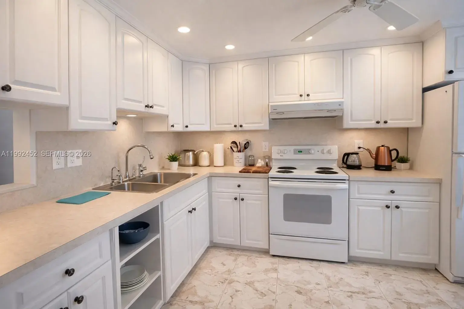 1425 Atlantic Shores Blvd # 501, Hallandale Beach FL 33009