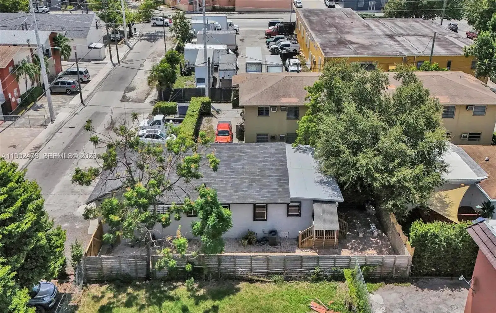 2135 SW 4th St, Miami FL 33135 photo 4