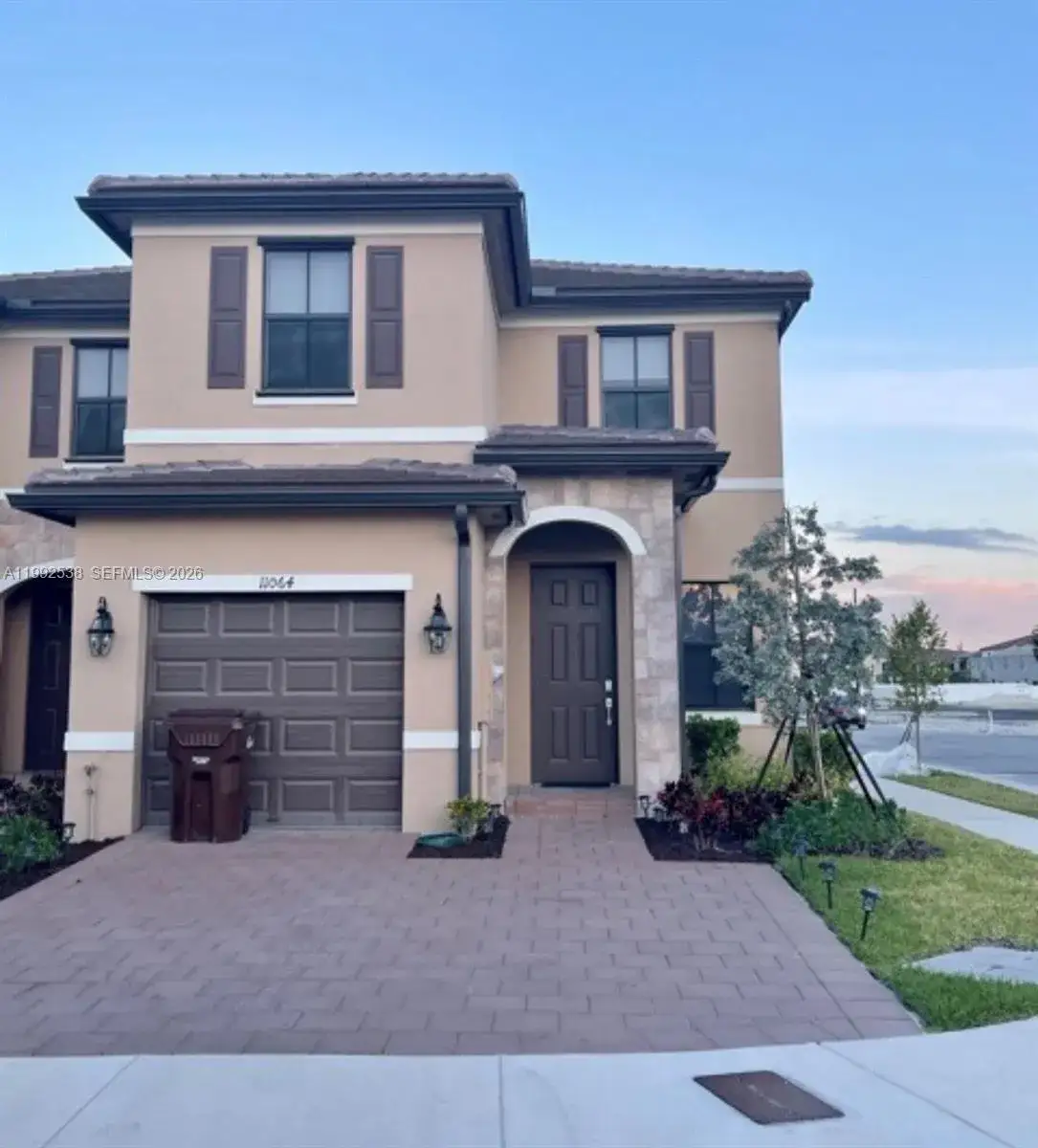 11064 W 33 way # 11064, Hialeah Gardens FL 33018