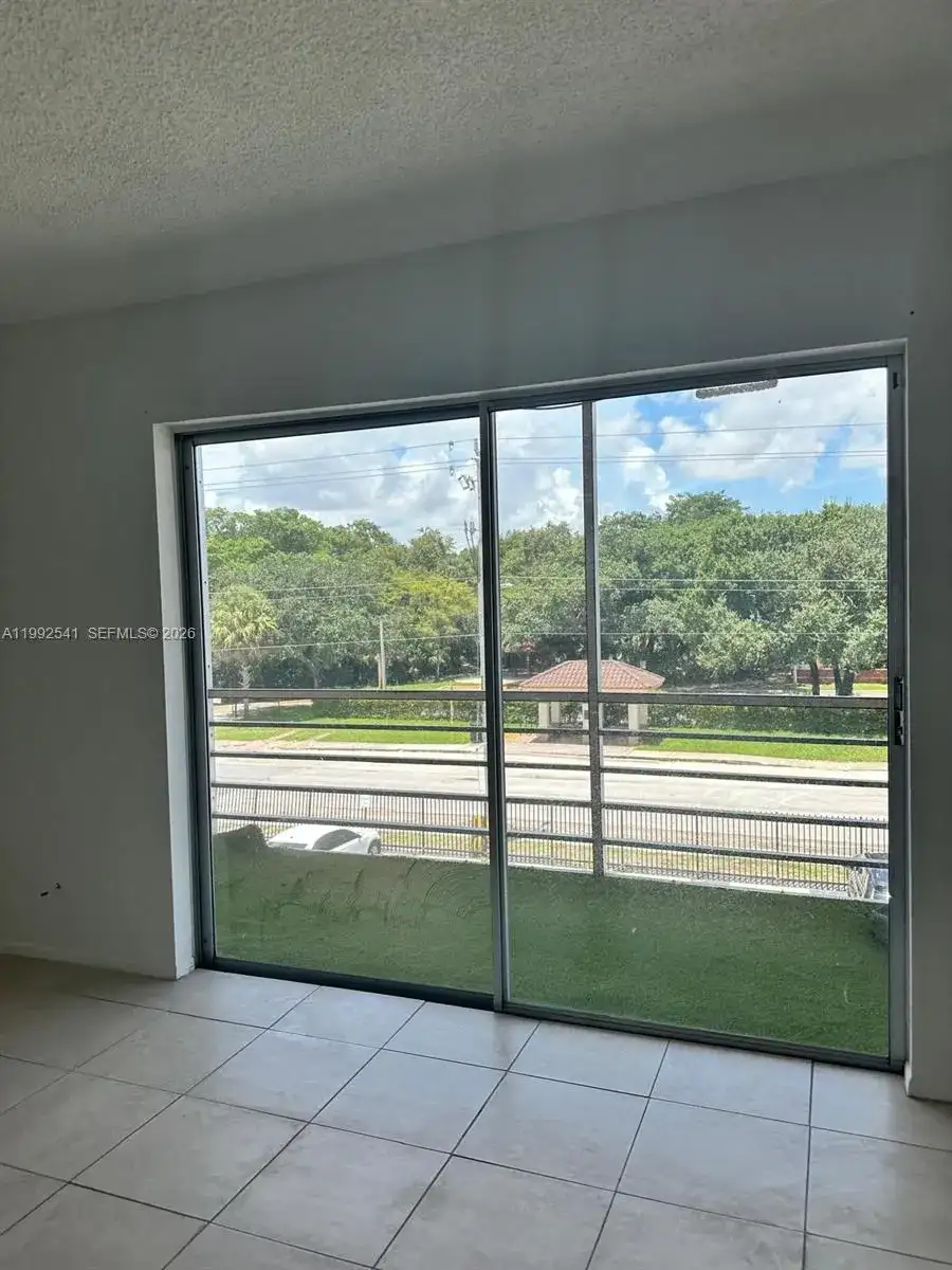 4848 NW 24th Ct # 309, Lauderdale Lakes FL 33313 photo 3
