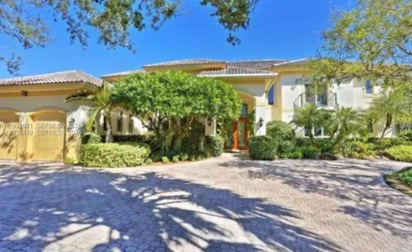 673 Destacada Ave, Coral Gables FL 33156 photo 2
