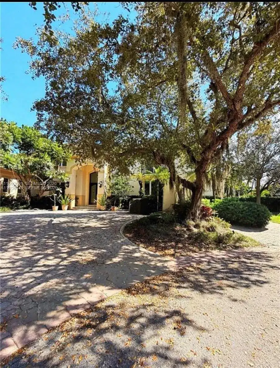 673 Destacada Ave, Coral Gables FL 33156 photo 5