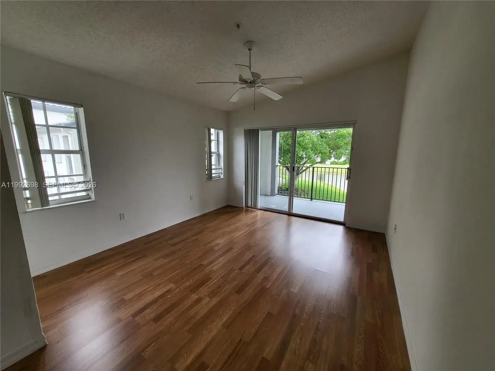 4500 NW 107th Ave # 9, Doral FL 33178 photo 2