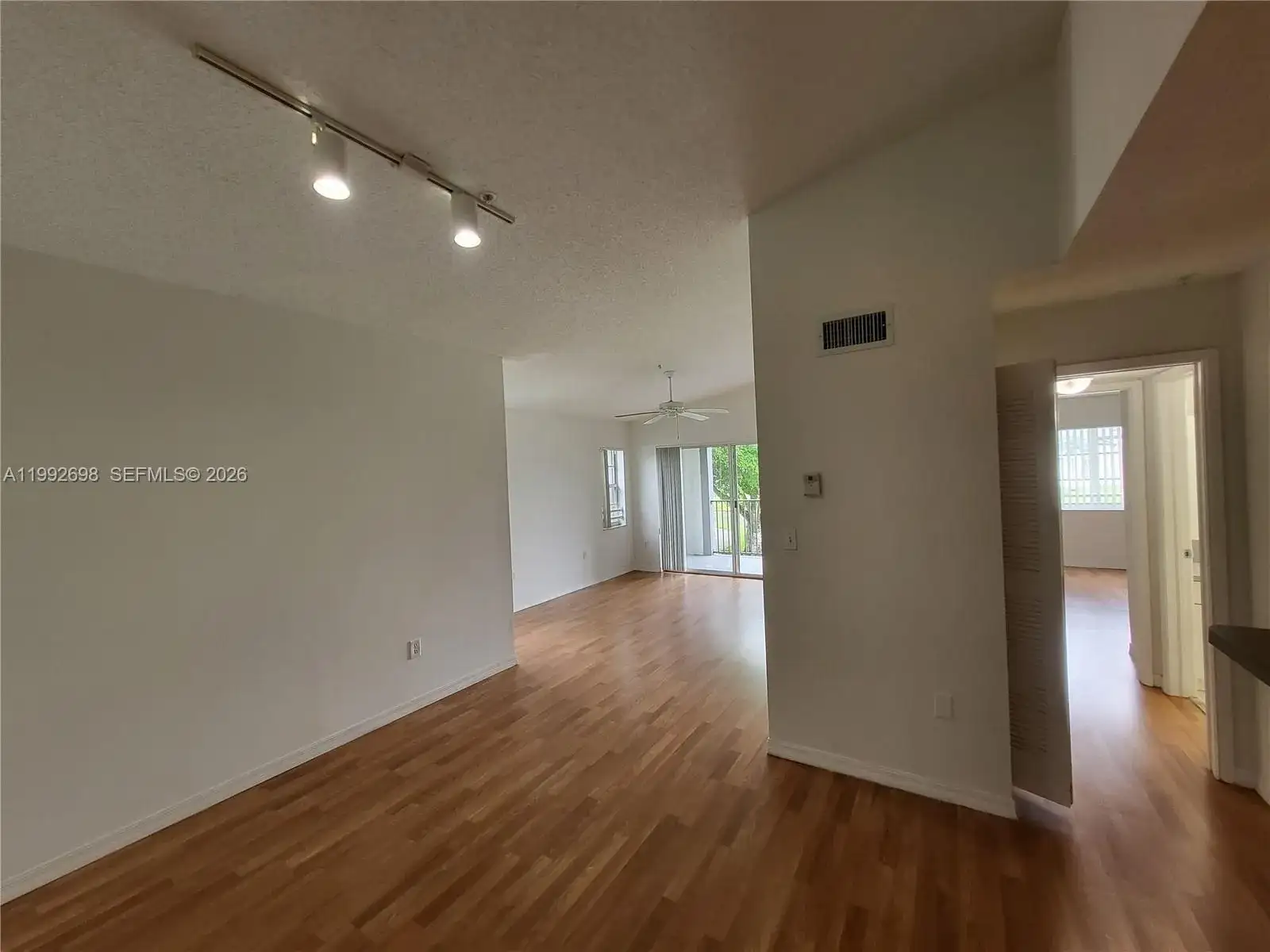 4500 NW 107th Ave # 9, Doral FL 33178 photo 3