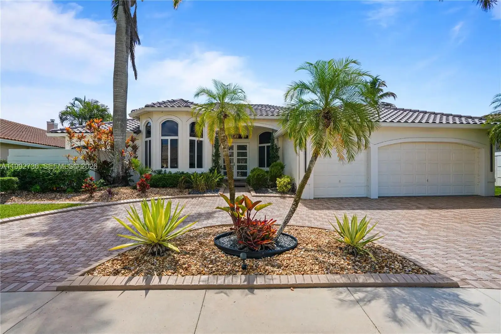 2569 Eagle Run Ln # 0, Weston FL 33327