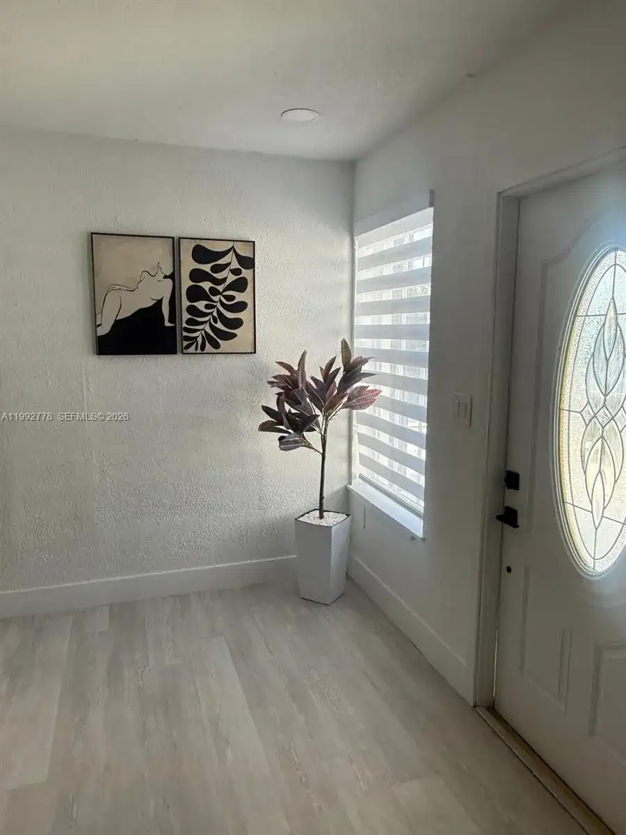 7884 NW 175th St, Hialeah FL 33015 photo 5