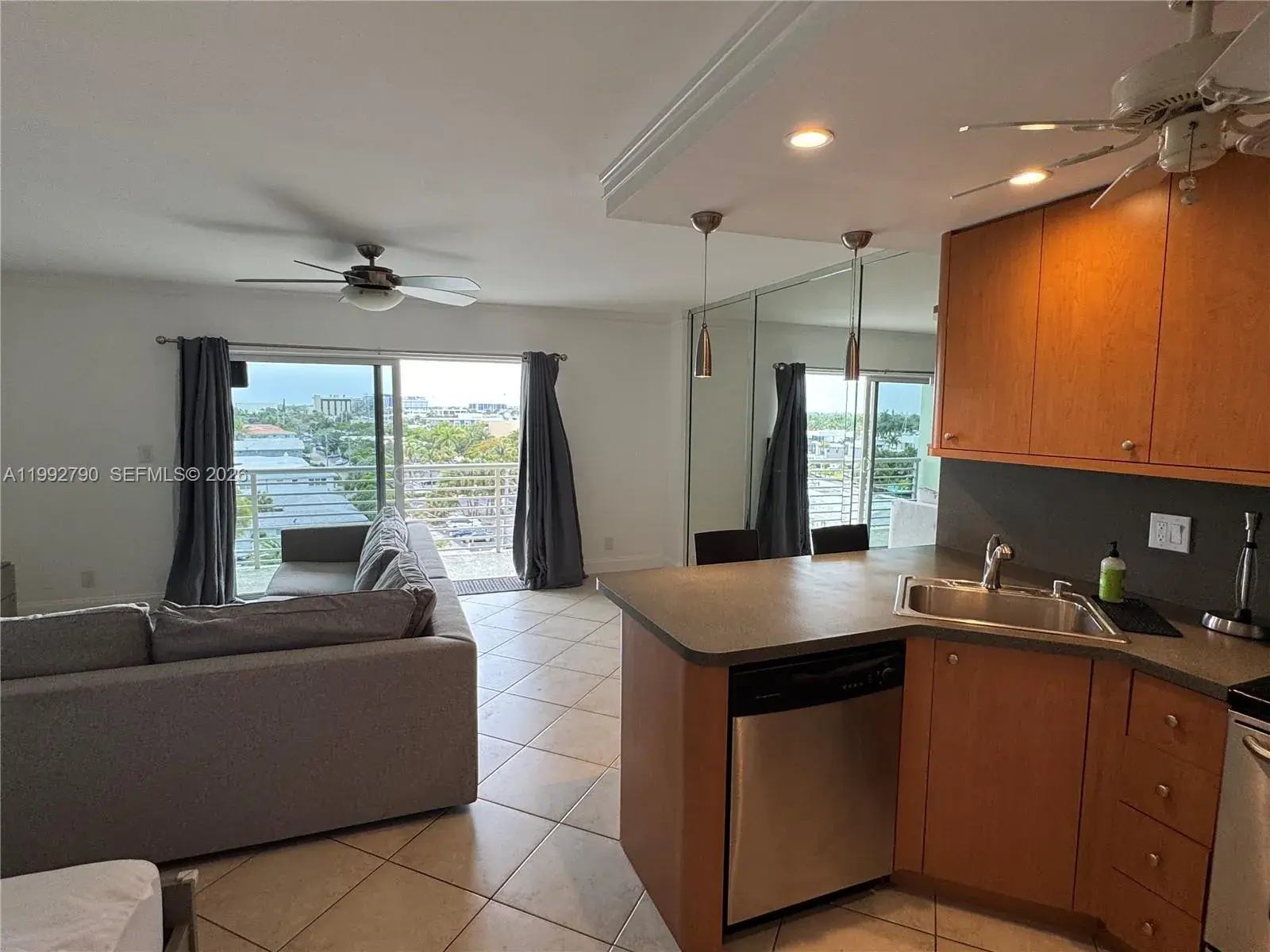 2900 NE 30th St # B7, Fort Lauderdale FL 33306