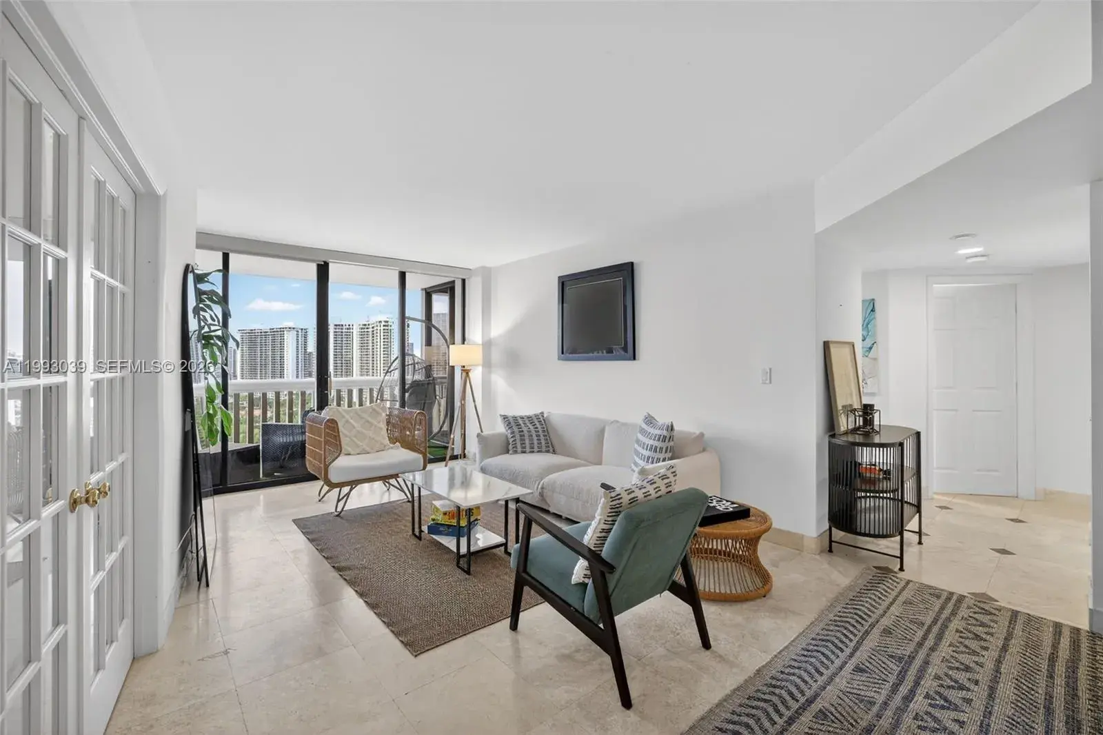 1000 Island Blvd # 2105, Aventura FL 33160