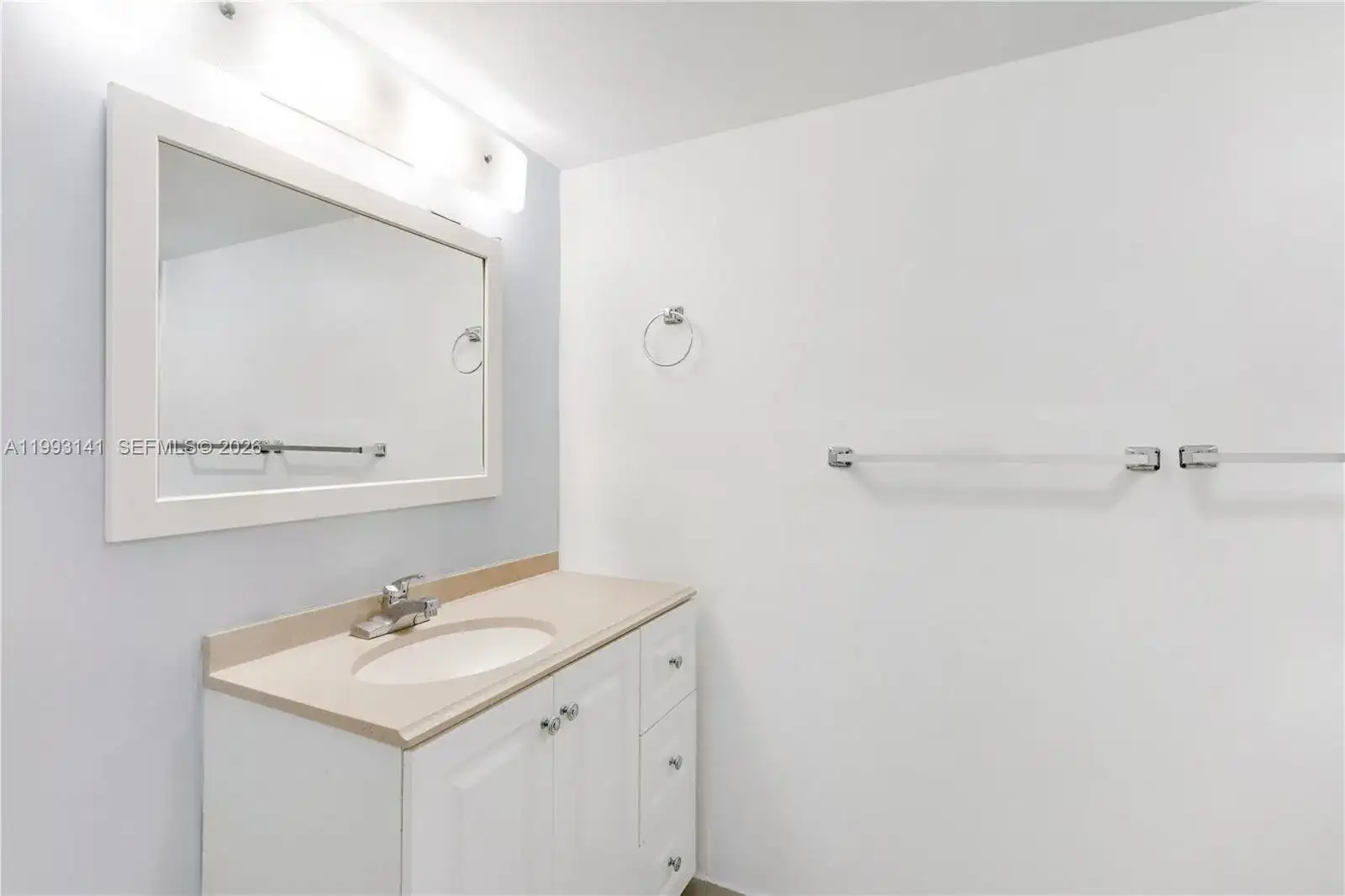 9423 SW 76th St # W21, Miami FL 33173 photo 5