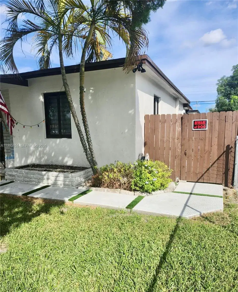 201 SW 62nd Ave, Miami FL 33144 photo 2