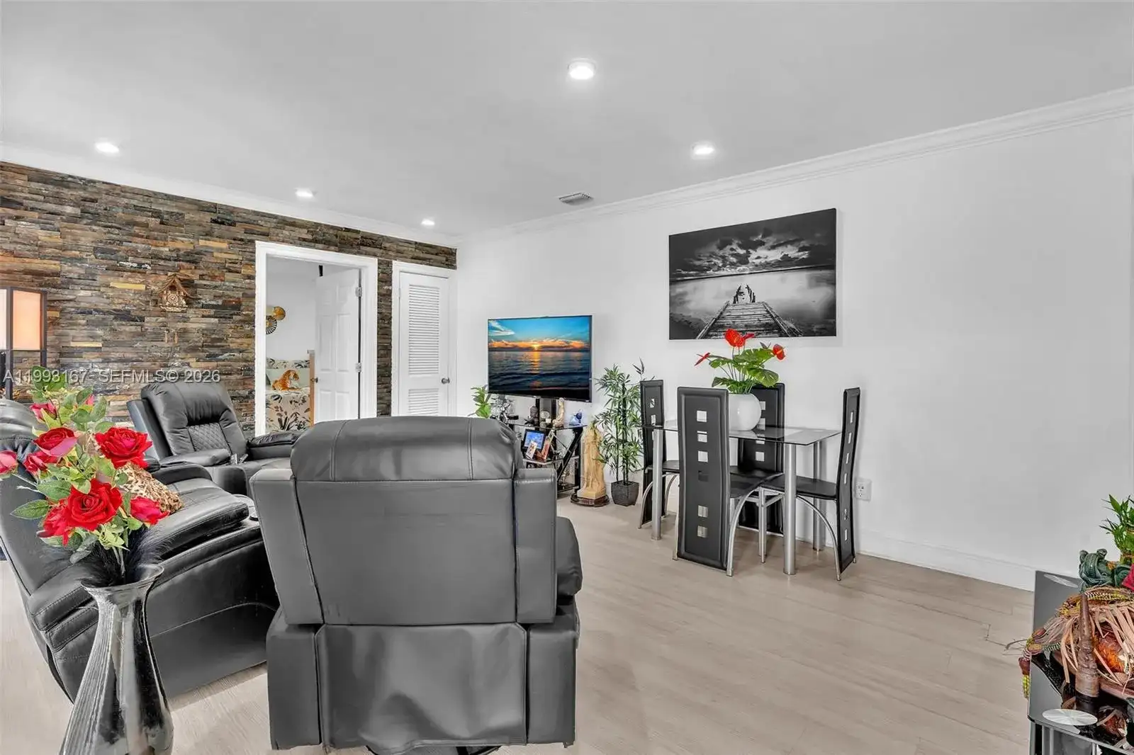 340 W 55th St, Hialeah FL 33012 photo 5