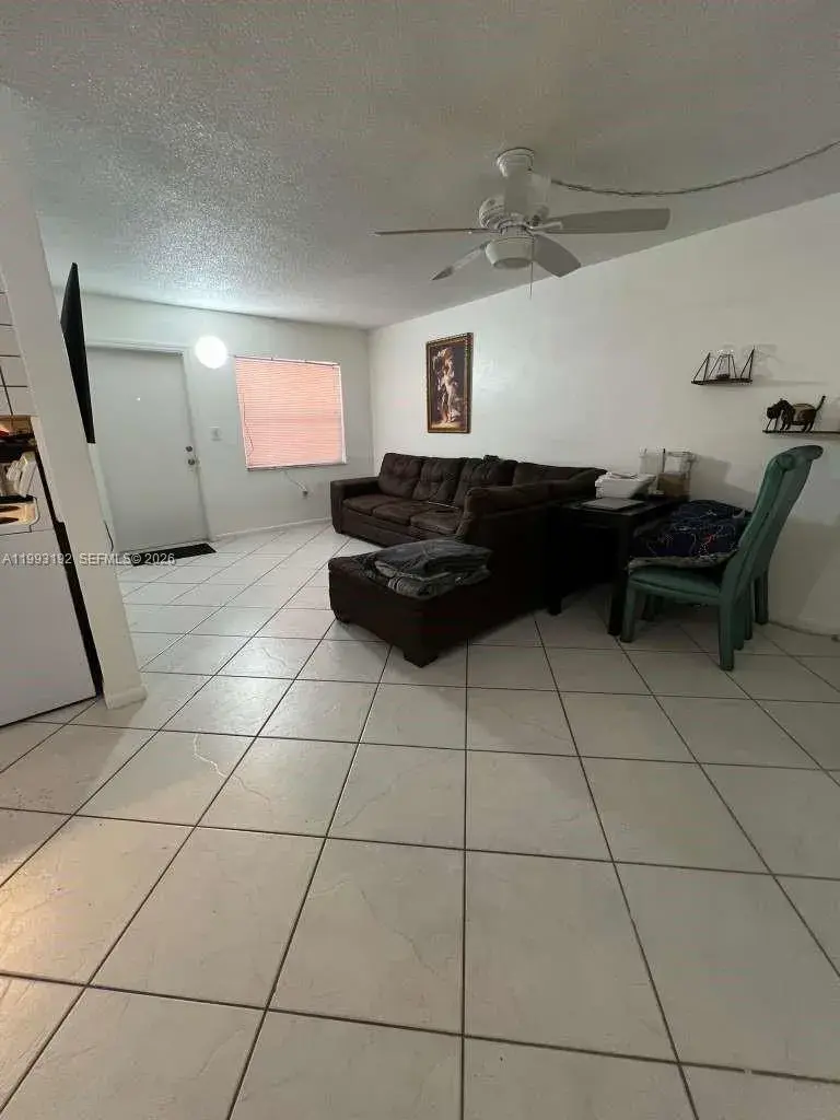 1747 Rodman St # 309, Hollywood FL 33020