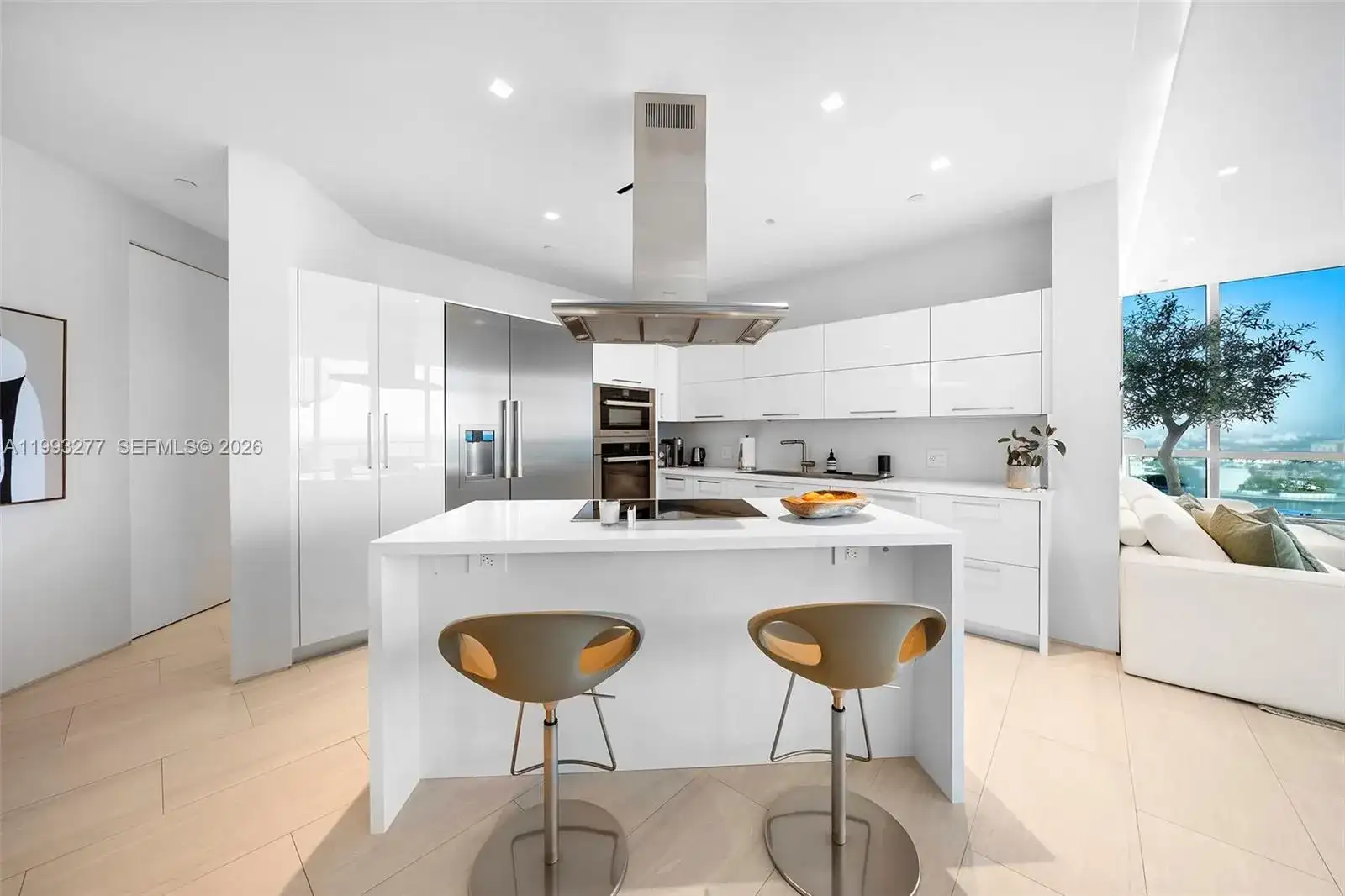 100 S Pointe Dr # 1409, Miami Beach FL 33139 photo 5