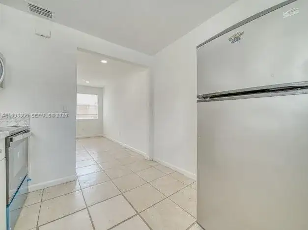 1887 NW 48th St # 1887, Miami FL 33142 photo 5