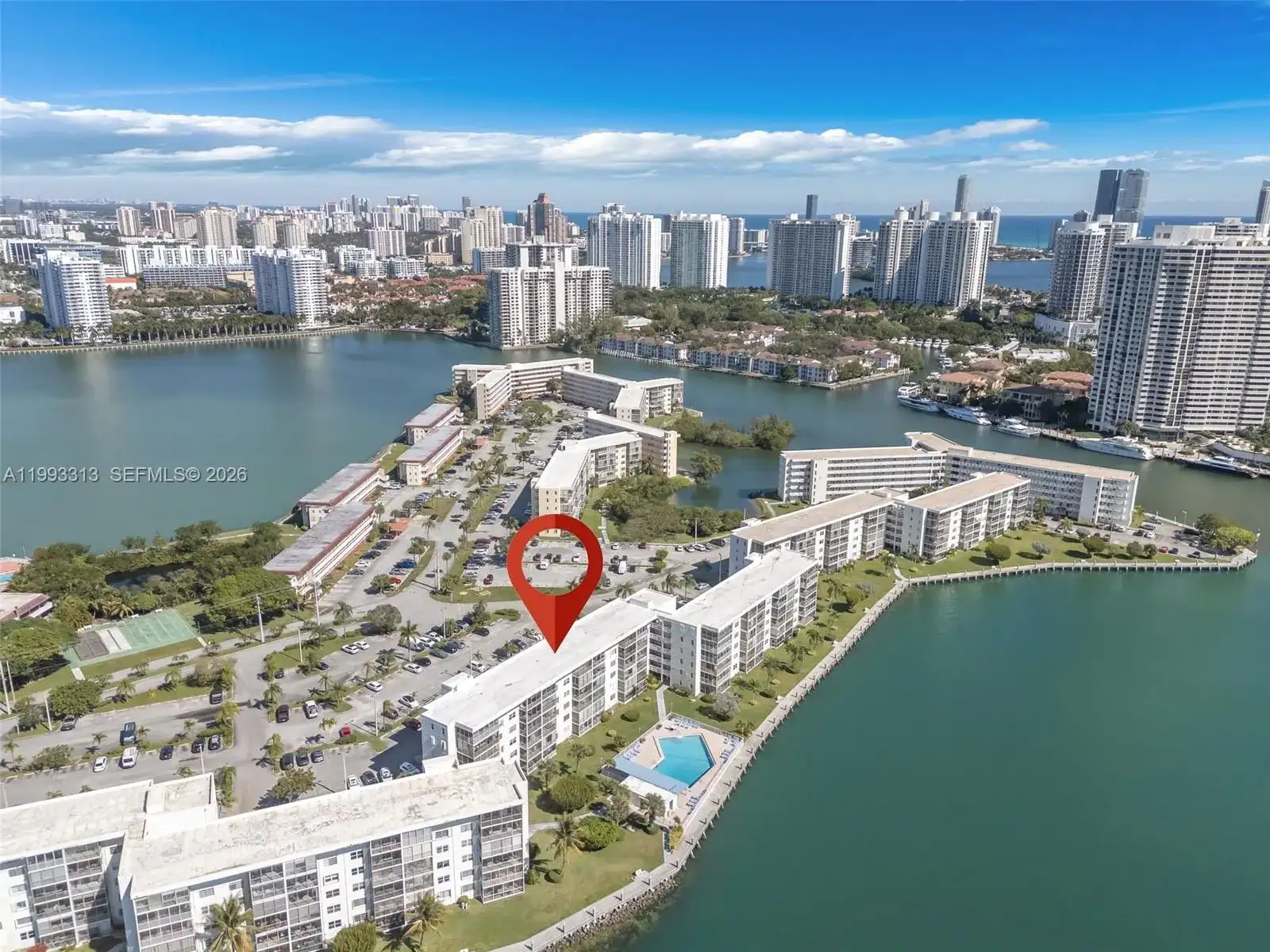 3010 Marcos Dr # R308, Aventura FL 33160 photo 3