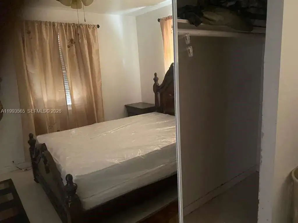 712 57th St, West Palm Beach FL 33407 photo 3