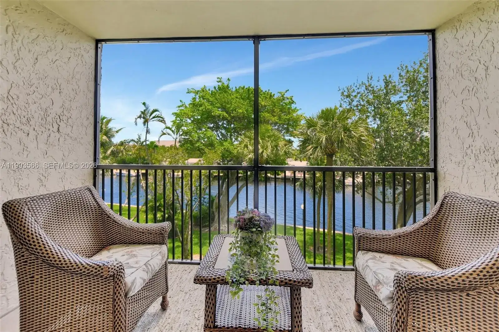 14 Royal Palm Way, Boca Raton FL 33432 photo 2